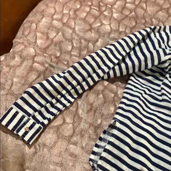 Blue and white linen fold button up - Picture 5 of 5